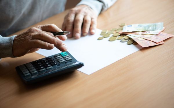 Vechime studii și muncă: Cum îți afectează pensia anii dubli