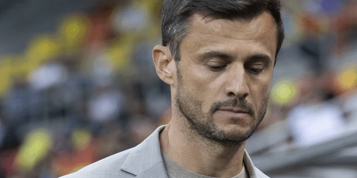 Nicolescu-l atacă pe Angelescu: „Te uiți în altă parte, nu la fotbal!”