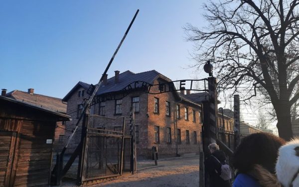 Lider polonez, acuzat de negarea Holocaustului după declarații șocante despre Auschwitz