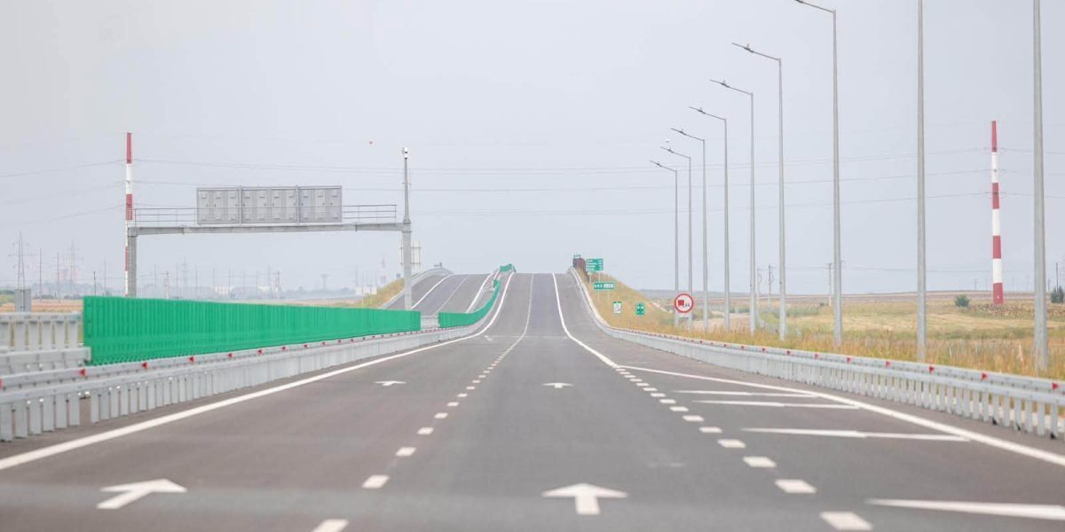 Bolojan deschide A7 Adjud-Bacău: 242 km gata din 319