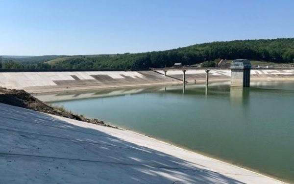 Polonia și balticii își apără rețeaua energetică de atacuri rusești