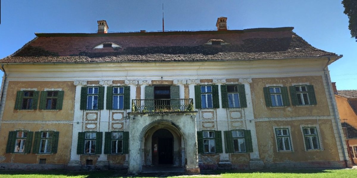 Avrig: Castelul Brukenthal, salvat printr-o investiție uriașă de 15,5 milioane lei