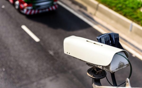 Amenzi automate de la camere: Ce măsuri ia poliția pe ascuns