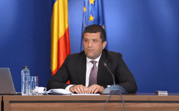 Ambulanță atacată: Miruță cere lege anti-fake news la Camera Deputaților