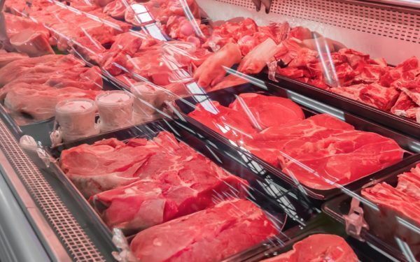 Carnea din supermarket pe care NICIODATĂ să nu o cumperi