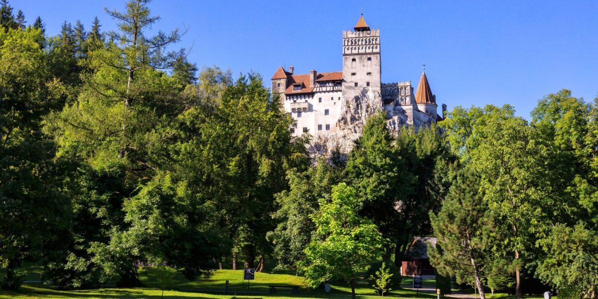 Castelul Românesc Ce-a Uimit Lumea, Depășind Peleșul