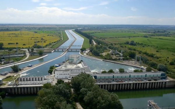 Kozlodui funcționează, dar și ea e la un pas de oprire