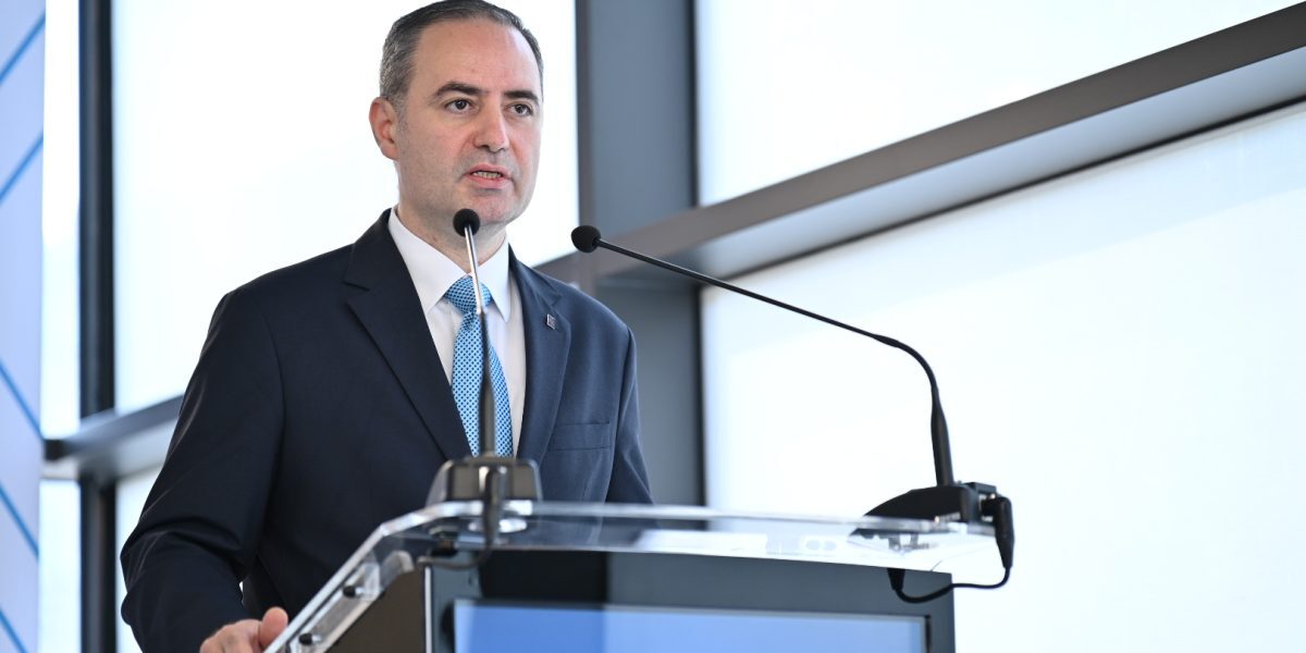 Nazare: Creștere economică 0,1% în 2024, depinde de T3 și T4