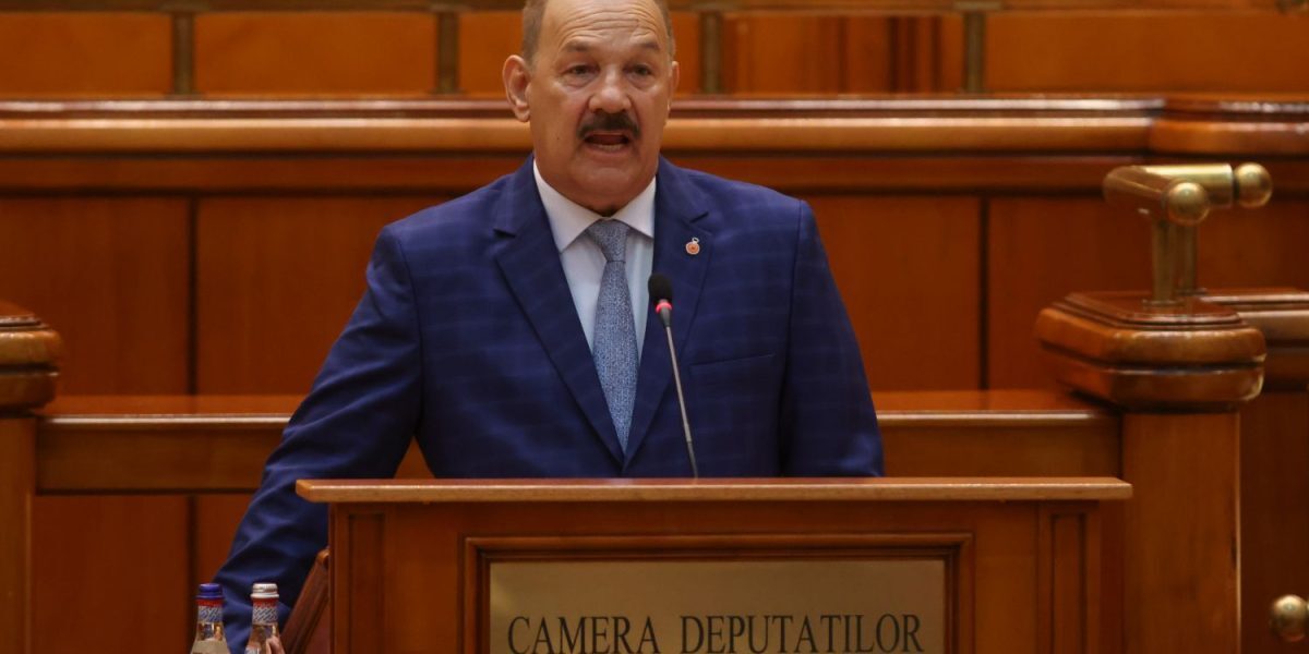 Deputatul PSD care l-a trădat pe Nicușor Dan! PSD: „Votezi cum te taie capul”