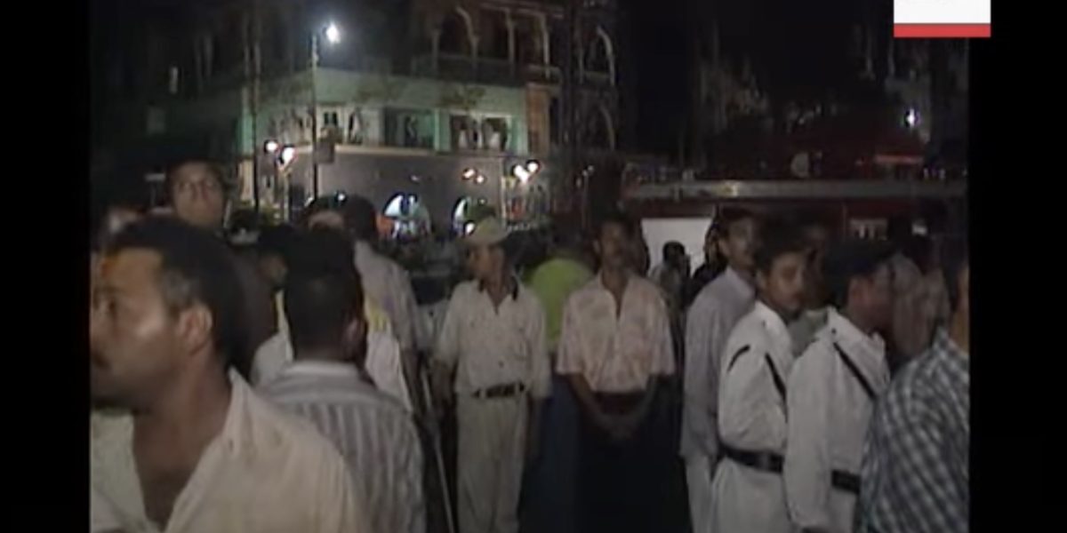 Incendiu devastator în Cairo: doi morți după prăbușirea unui lift