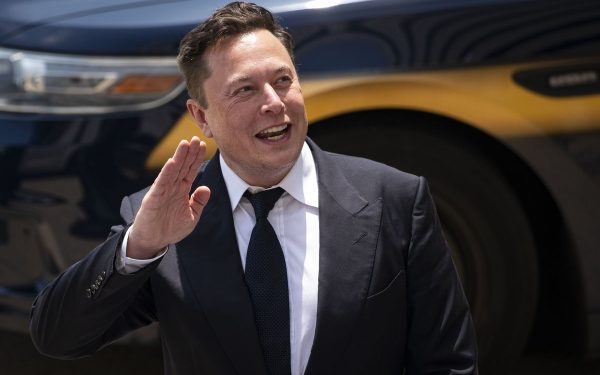 Facturi uriașe la supercomputerul lui Musk: Constructorul cere sute de milioane
