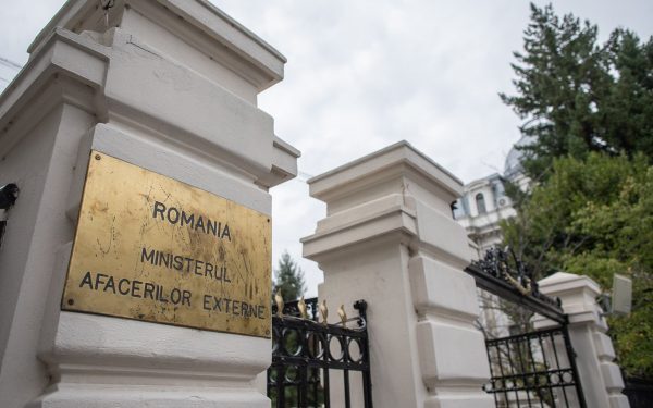 MAE: Rusia omoară civili și neagă identitatea Ucrainei