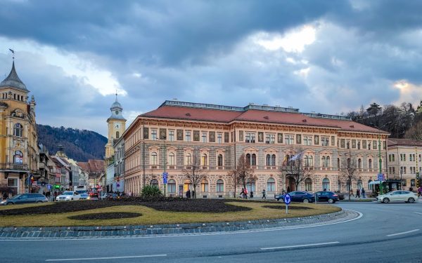 Universitate românească, în colaps: pierdere masivă de studenți