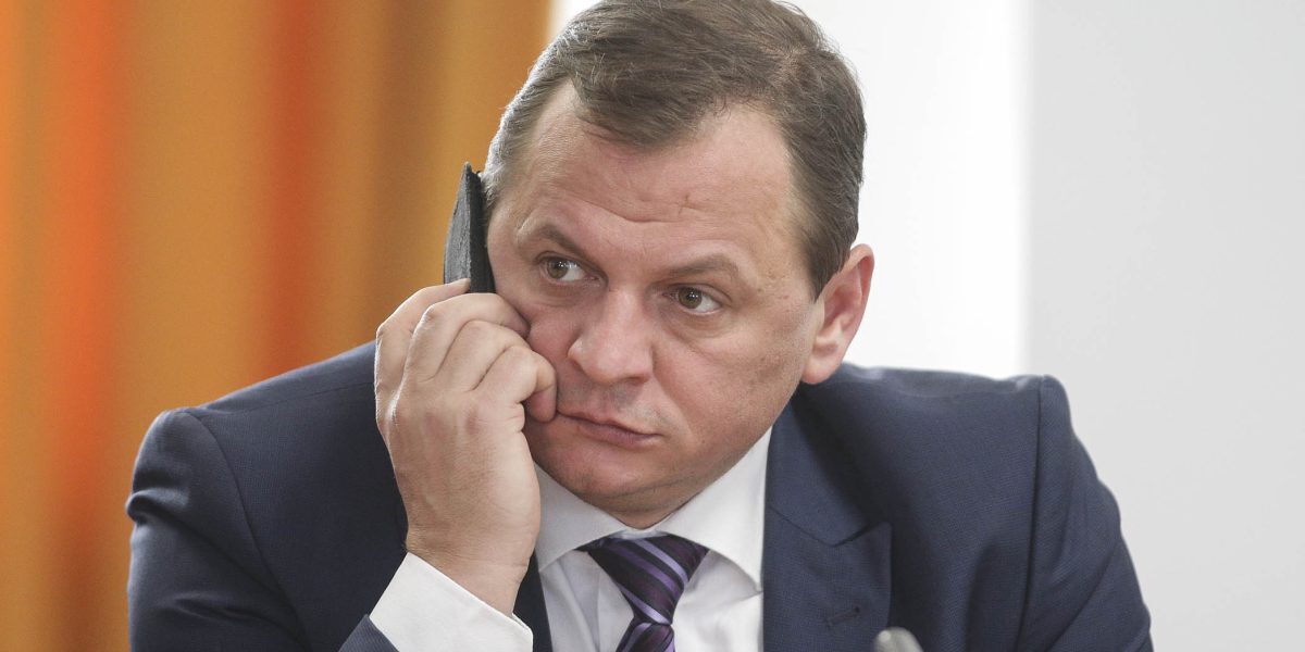 EDUCAȚIA TAC MARE ÎN DOSARUL VLASE: PLAGIAT SUSPECT DE ȘEFUL SIE