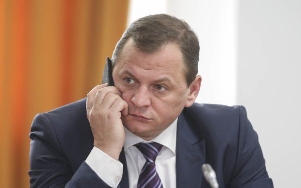 EDUCAȚIA TAC MARE ÎN DOSARUL VLASE: PLAGIAT SUSPECT DE ȘEFUL SIE