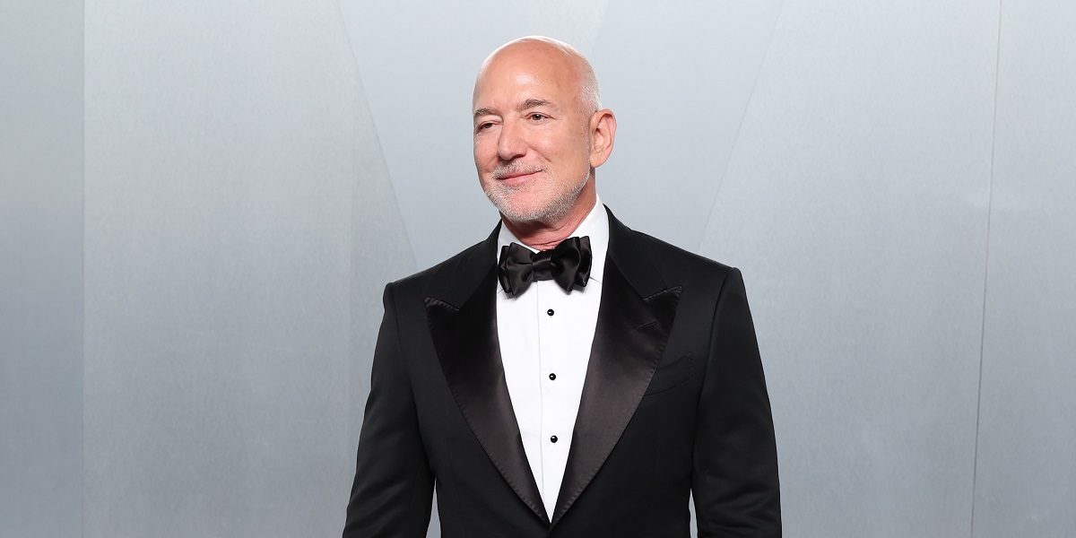 Bezos, gata să cumpere FC Liverpool. Tranzacție iminentă