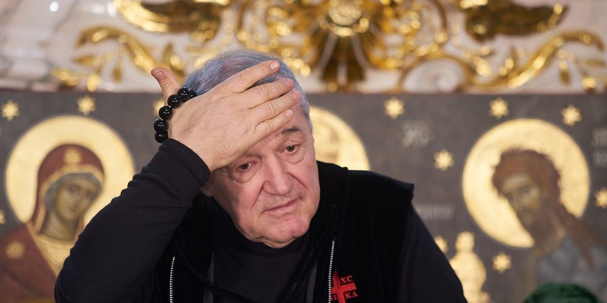 Becali, lovit de un expert: transferurile FCSB, făcute praf