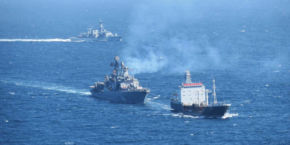 Rusia, tot mai activă lângă UK. Alerta marinei britanice