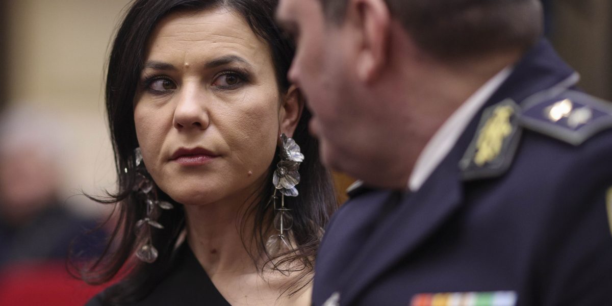 Procurori cu susținerea Președintelui: Atacă partidele anti-PSD
