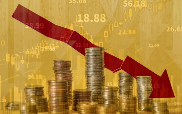 Economia românească, în pericol: Consilier prezidențial anunță recesiune