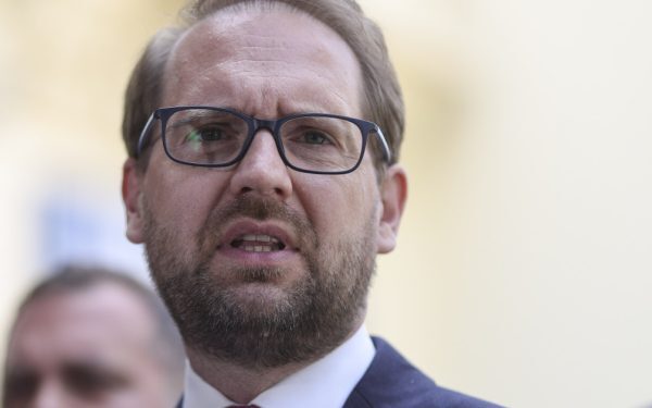 Fritz: Rămânem consecvenți, guvern minoritar PNL-USR-UDMR