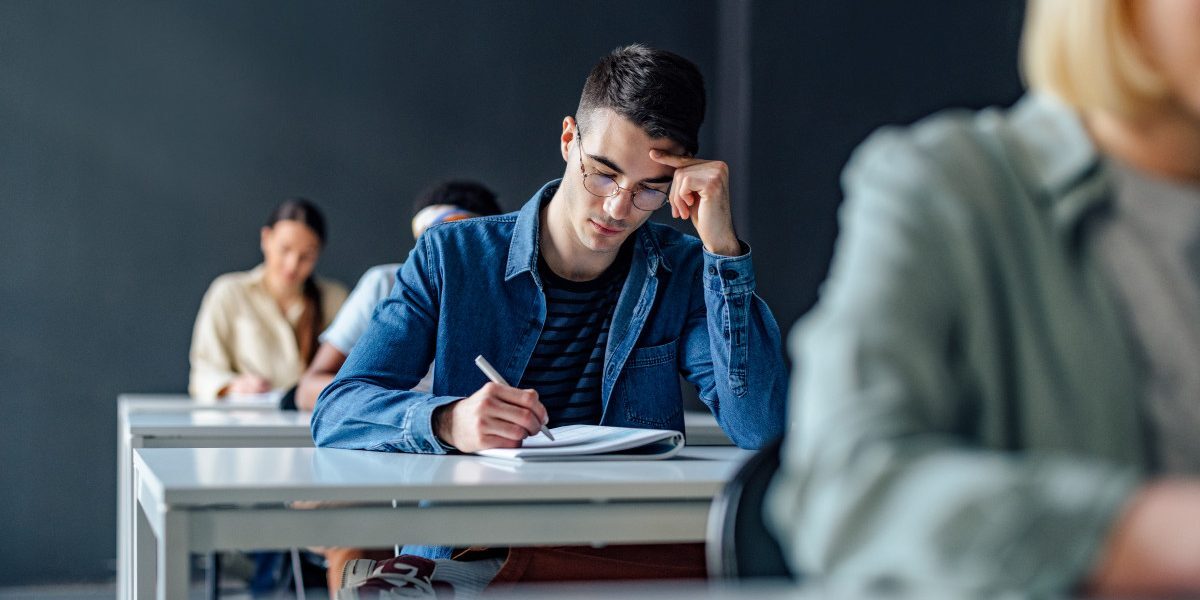 Bac 2026 Română: Ministerul Educației publică baremul oficial