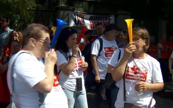 Pîslaru: Sindicatele blochează creșteri salariale în 80% din stat