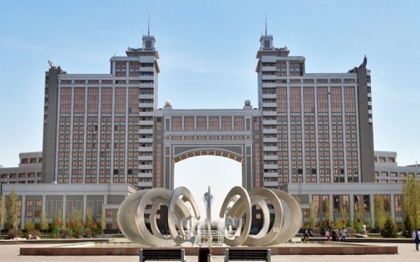 KazMunayGas dă lovitura: Export petrol cu 31% mai mult via BTC