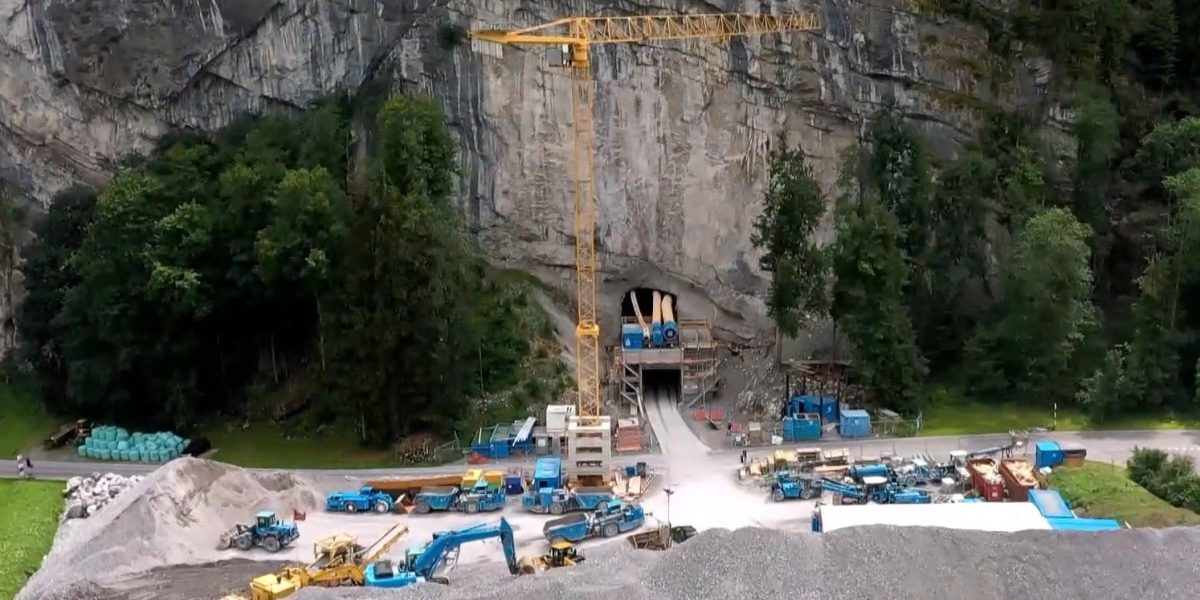Miliardarii își construiesc seifuri în Alpi: Prețul unei caverne securizate