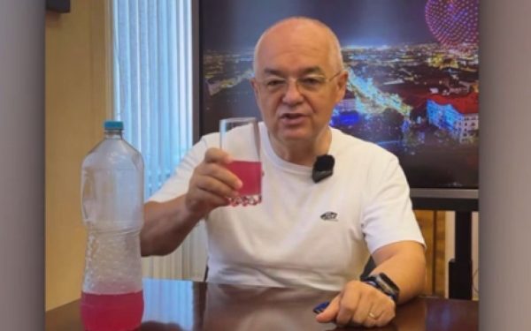 Boc dă leacul pentru mahmureală: Uitați de cafea, ce să beți