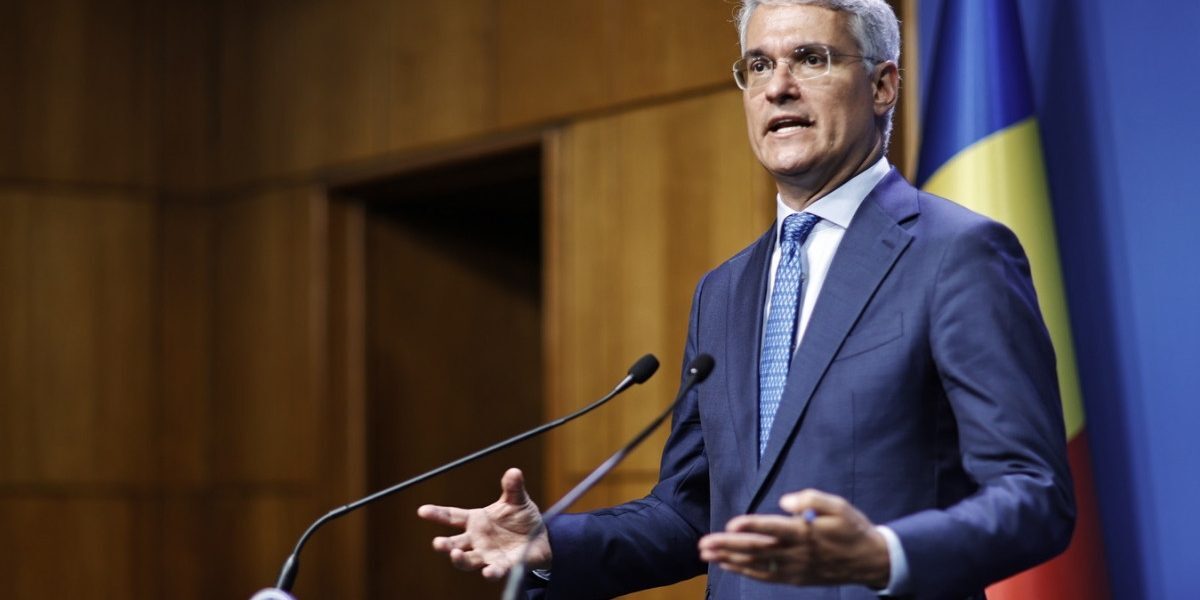 Pîslaru trage semnalul de alarmă: Taxe noi strangulează mediul privat