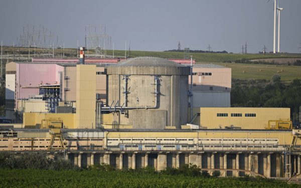 Bușoi: Facturile la energie cresc după accidentul nuclear