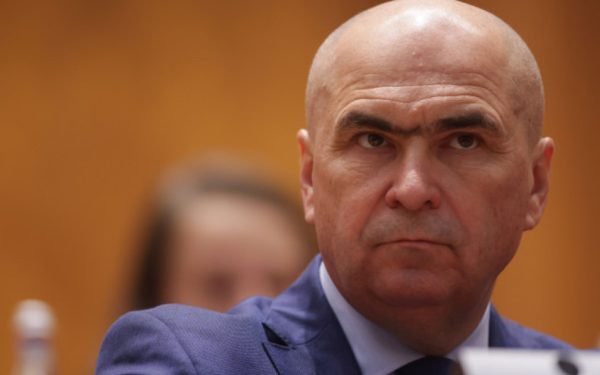 Bolojan: Alegerile din 2028, risc de populism și risipă