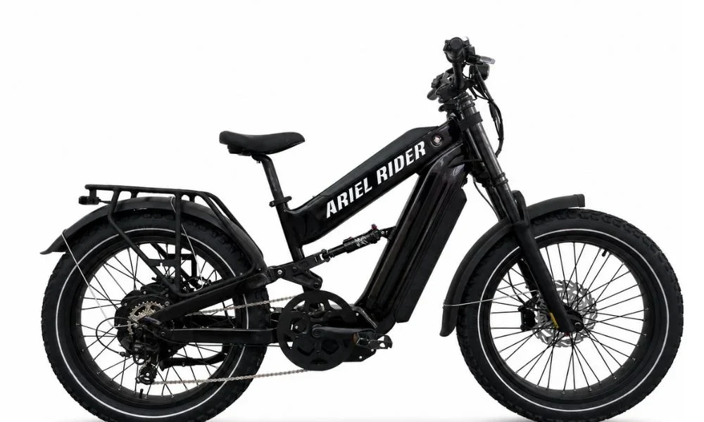 Bicicleta electrică ce sparge bariere: 100 km/h și 200 km autonomie