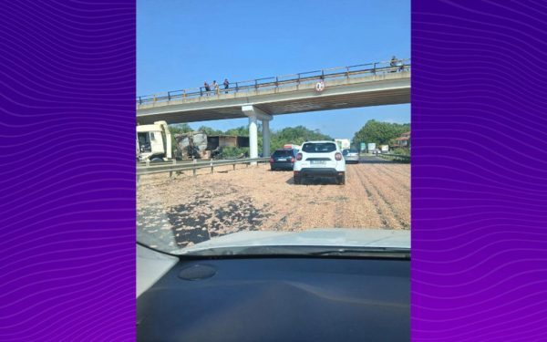 TIR cu carne de pui, dezastru pe A1 București-Pitești