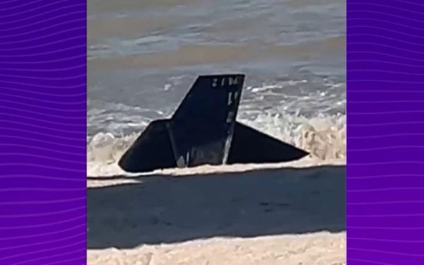 Dronă prăbușită pe plaja din Saturn, turiști evacuați