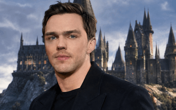 Nicholas Hoult, în lumea Harry Potter. Cine e acum