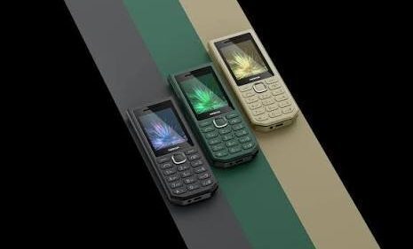 Telefon revoluționar: Baterie uriașă, lanternă și power bank