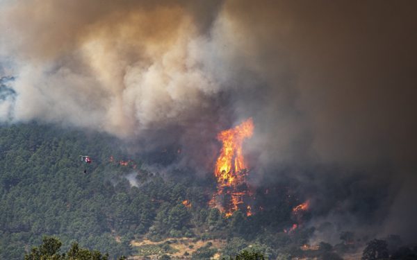 MAE: Cod roșu incendii în Valencia, risc maxim