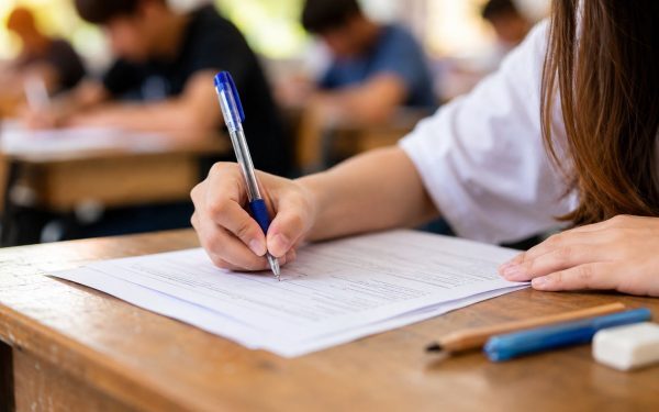 BAC 2026 Toamnă: Româna, subiecte și punctaje explicate