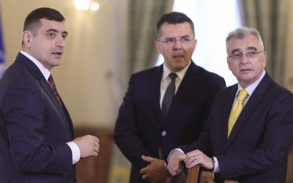 AUR, fractură: Georgescu are susținători, dar AUR cere anticipate