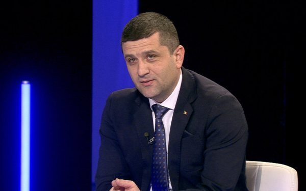 Miruță, atac la Grindeanu: 600.000 de oameni în stradă