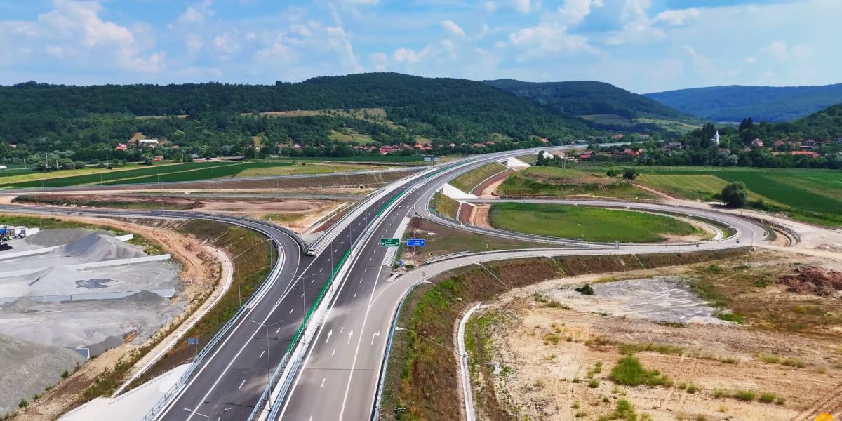 A3, deschidere de 12 km în 2026: Autostrada „blestemată” prinde viață