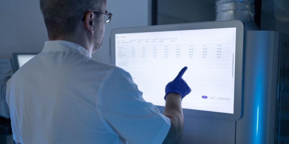 Testul genetic: Lumina de la capătul incertitudinii medicale