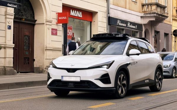 Robotaxiuri în Europa: Uber și Pony.ai, start de la Zagreb