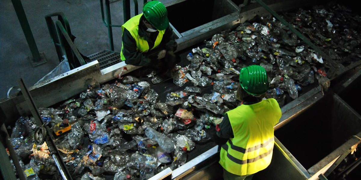 România bate ținta PNRR: Fabrici de reciclare, gata mai repede