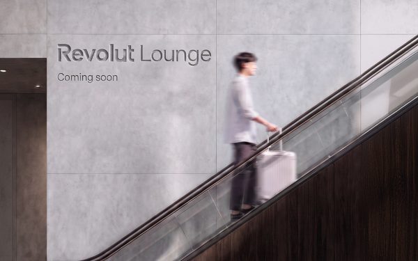 Revolut deschide lounge-uri VIP în aeroporturi