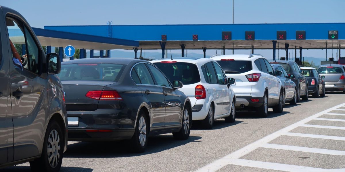 GRANIȚĂ: Câte țigări și alcool mai poți aduce!