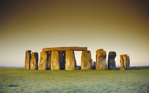 Ghețarul a mutat piatra de șase tone de la Stonehenge din Scoția