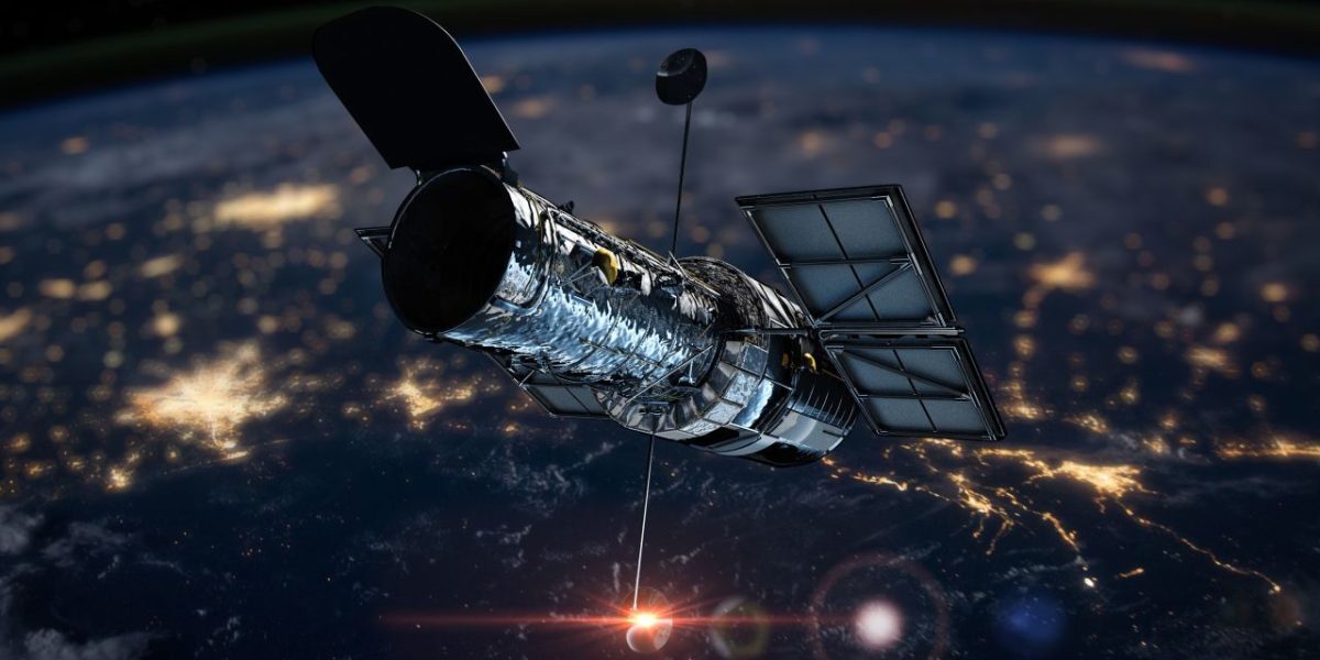 Hubble: Semne cosmice vechi de 500 de milioane de ani